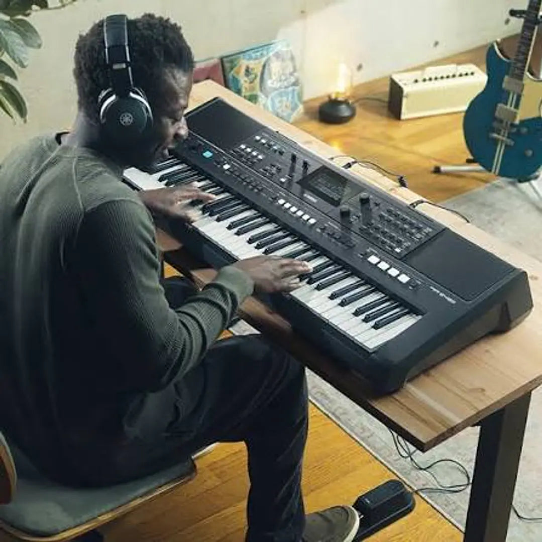 TECLADO PORTATIL YAMAHA PSR-E483