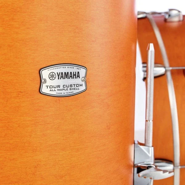 YAMAHA BATERIA TOUR CUSTOM MAPLE SET TMP2F4 CRS + TOM DE PISO
