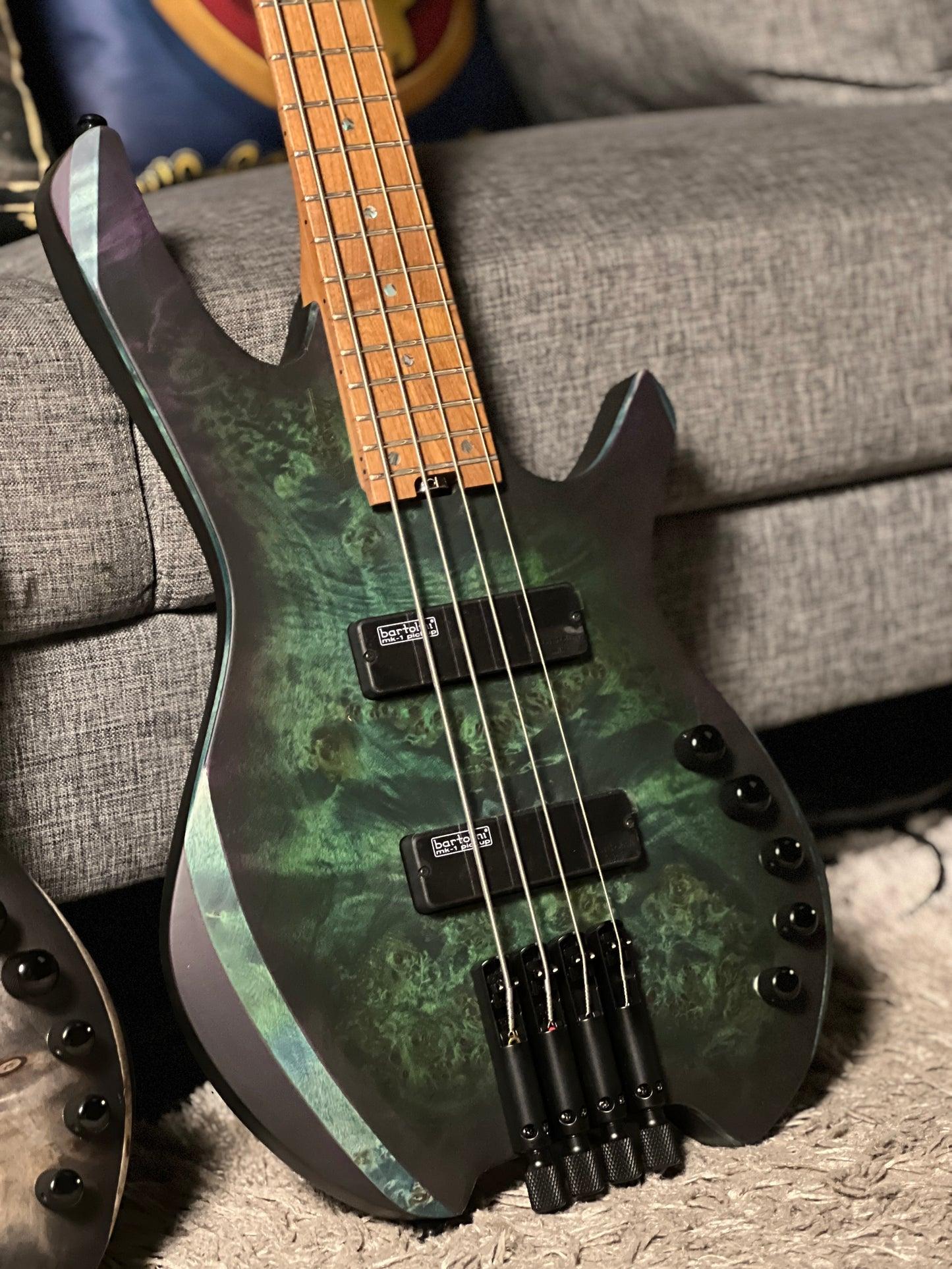 Bajo Eléctrico Headless Cort Space 4 SDG Star Dust Green