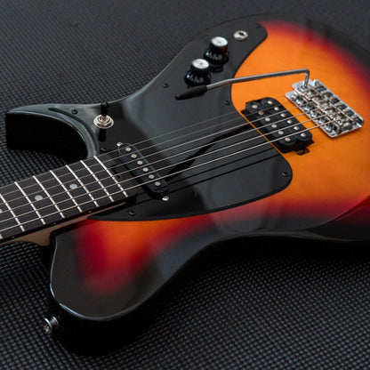 ARIA PRO II GUITARRA ELECTRICA BARITONO JET BTONE 3 TONE SUNBURST A-JBTONE-3TS